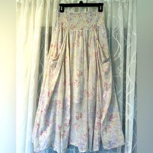flowy skirt WITH POCKETS! ❤️ large